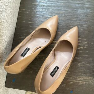 Steve Madden nude heels
